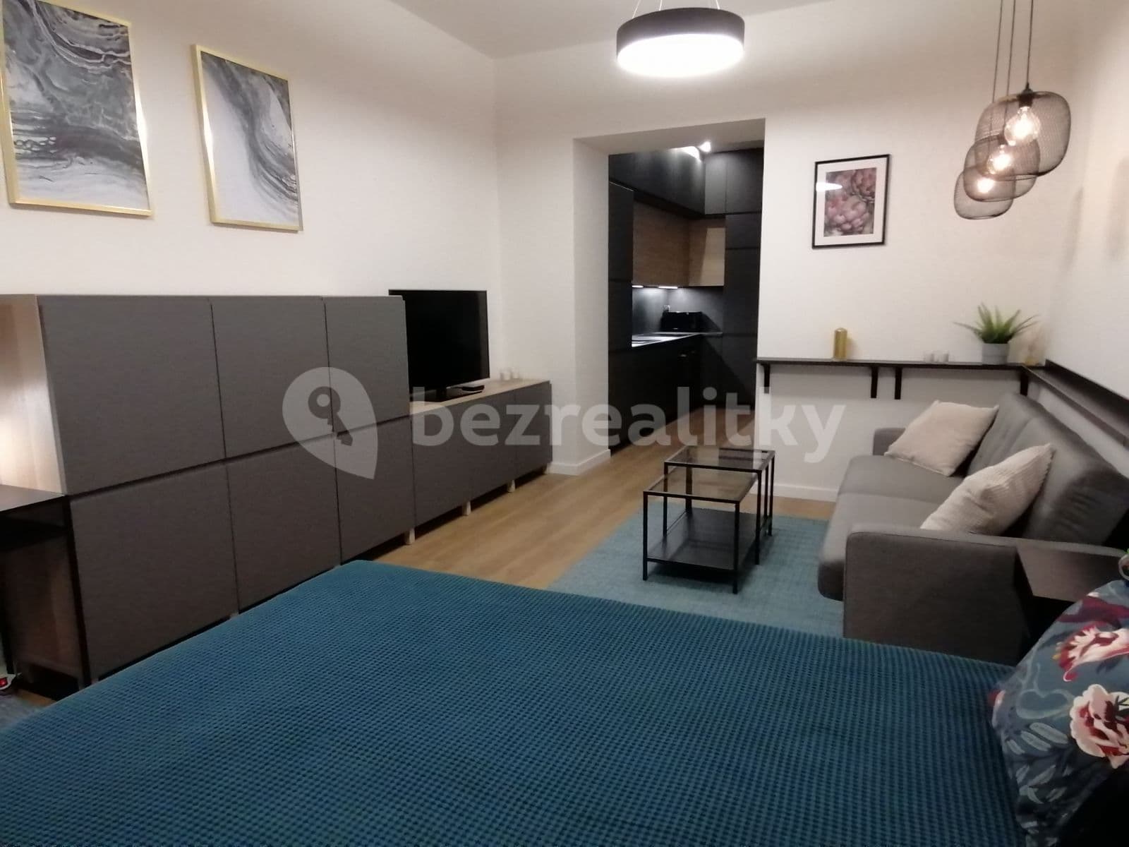 1 bedroom with open-plan kitchen flat to rent, 50 m², Pivovarská, Prague, Prague 1 bedroom with open-plan kitchen flat to rent, 50 m², Pivovarská, Prague, Prague