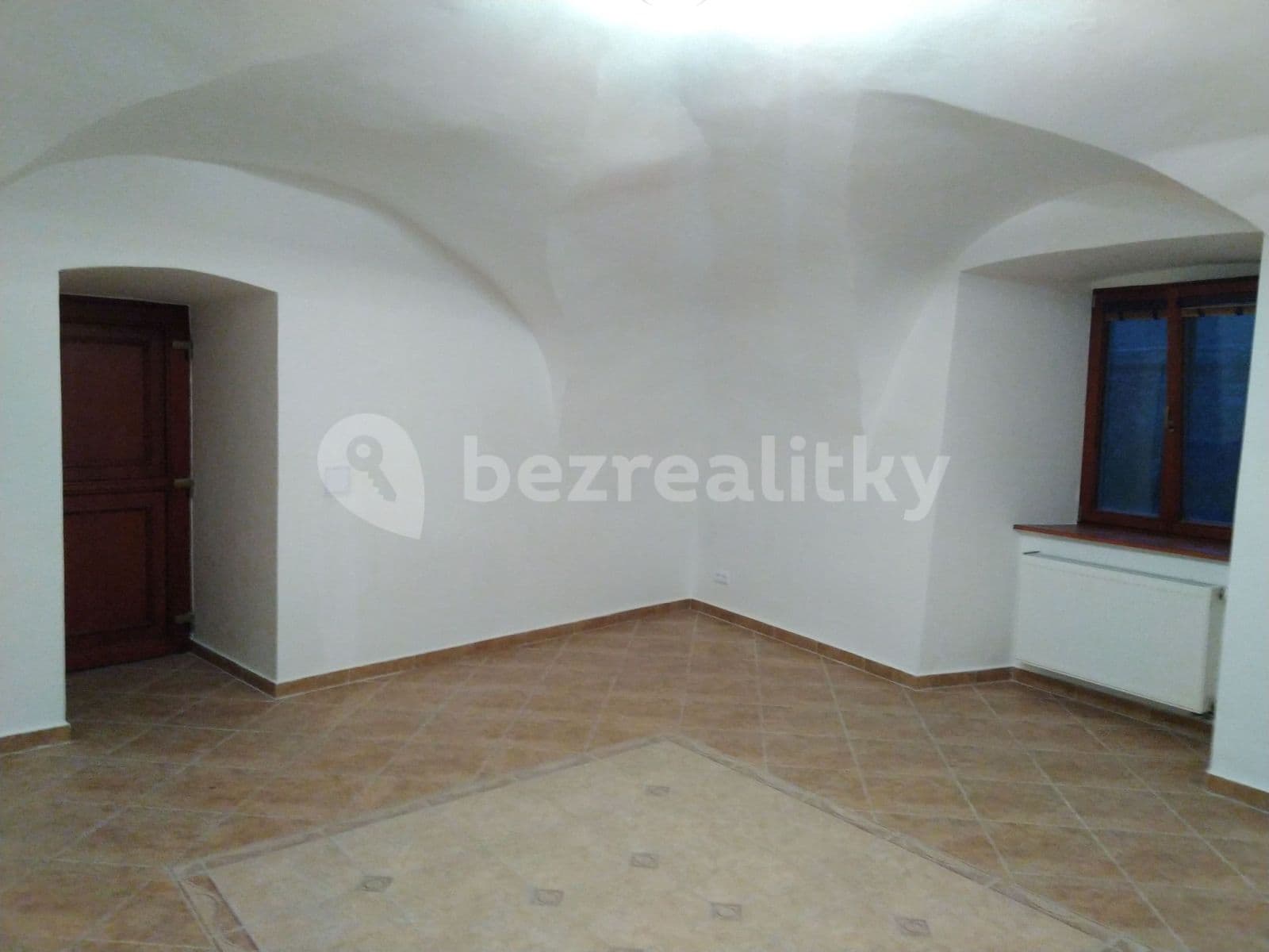 non-residential property to rent, 30 m², Kynského, Slaný, Středočeský Region non-residential property to rent, 30 m², Kynského, Slaný, Středočeský Region