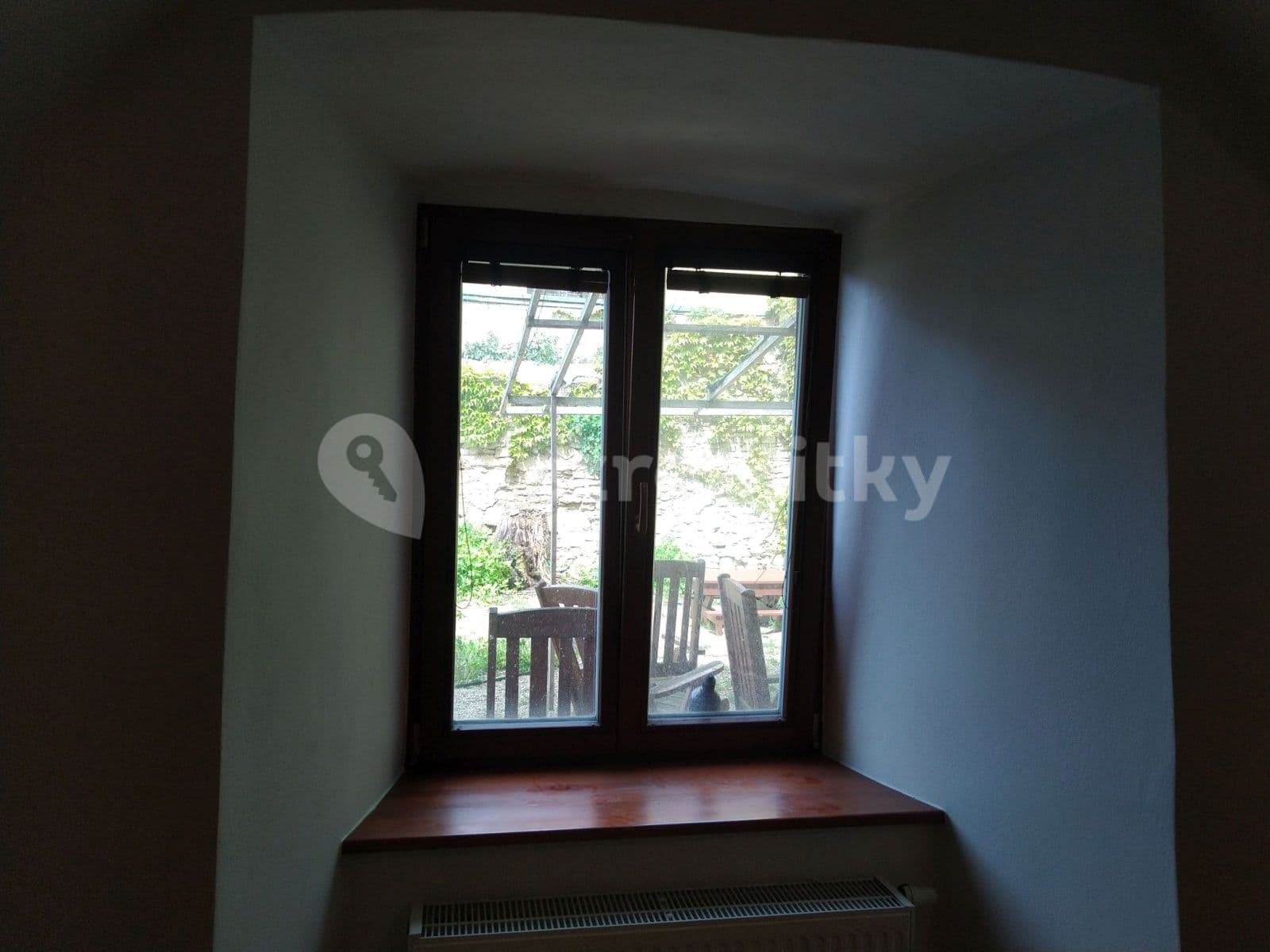 non-residential property to rent, 30 m², Kynského, Slaný, Středočeský Region non-residential property to rent, 30 m², Kynského, Slaný, Středočeský Region