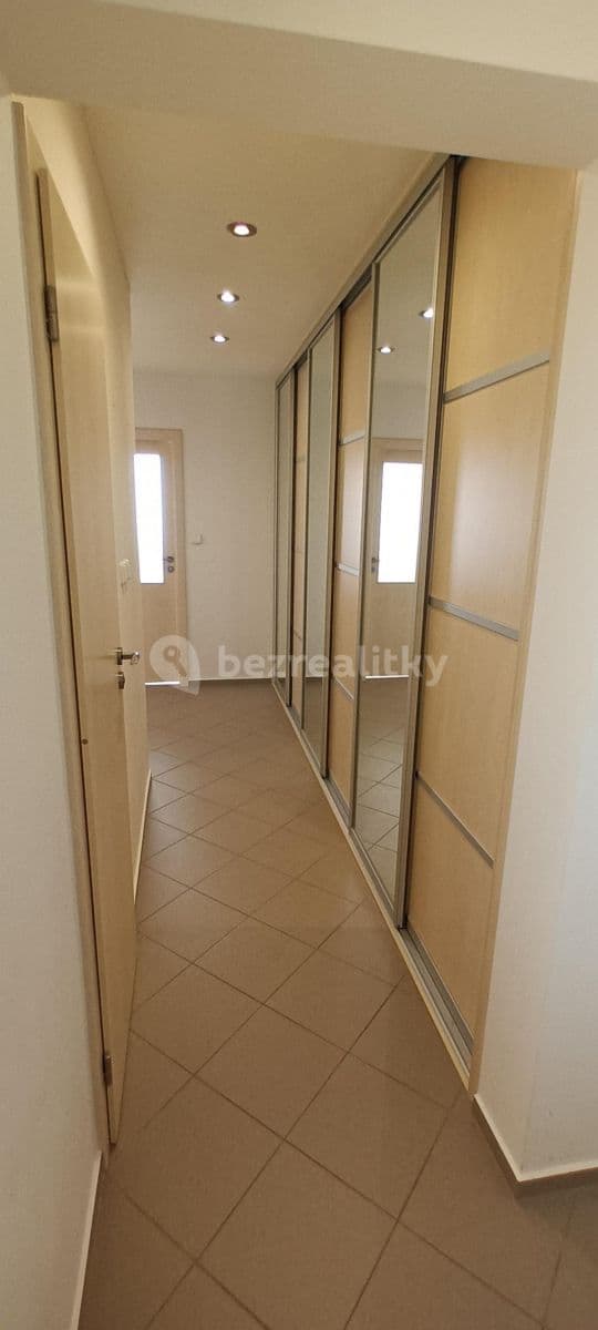 3 bedroom flat to rent, 68 m², Formánkova, Prague, Prague 3 bedroom flat to rent, 68 m², Formánkova, Prague, Prague