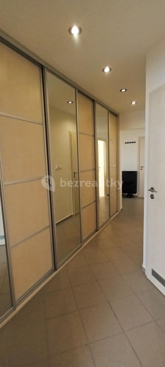 3 bedroom flat to rent, 68 m², Formánkova, Prague, Prague 3 bedroom flat to rent, 68 m², Formánkova, Prague, Prague