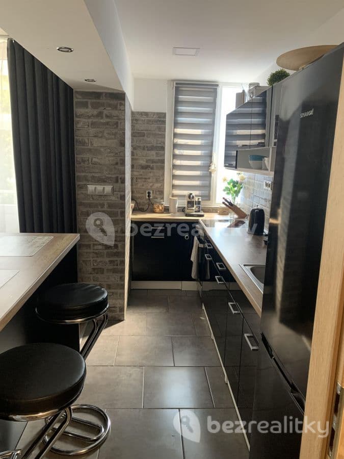 1 bedroom with open-plan kitchen flat to rent, 54 m², Spojovací, Čelákovice, Středočeský Region 1 bedroom with open-plan kitchen flat to rent, 54 m², Spojovací, Čelákovice, Středočeský Region