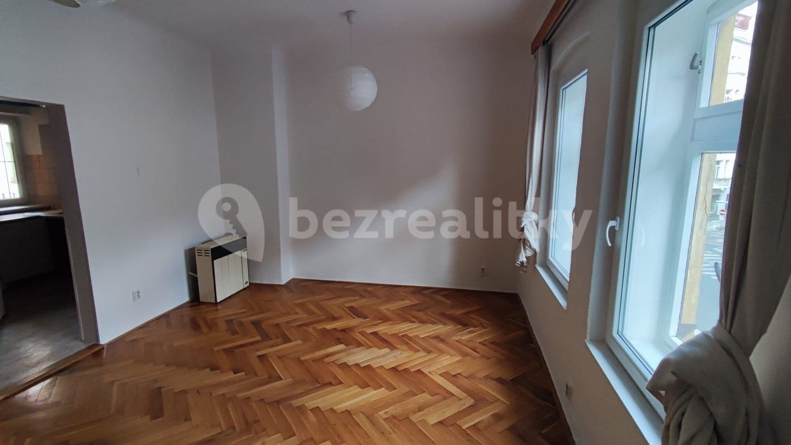 1 bedroom flat to rent, 33 m², Pod Vítkovem, Prague, Prague 1 bedroom flat to rent, 33 m², Pod Vítkovem, Prague, Prague