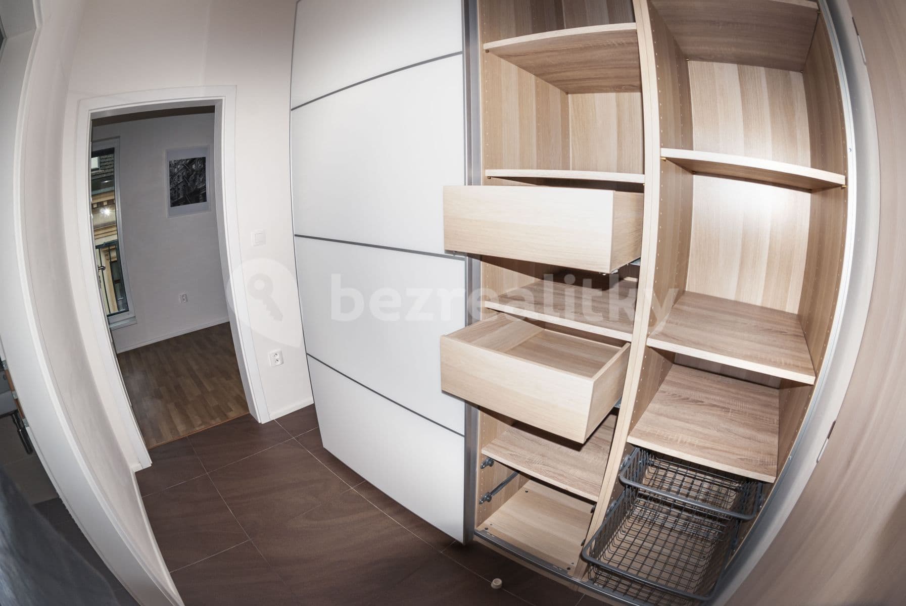 1 bedroom with open-plan kitchen flat to rent, 55 m², Přadlácká, Brno, Jihomoravský Region 1 bedroom with open-plan kitchen flat to rent, 55 m², Přadlácká, Brno, Jihomoravský Region