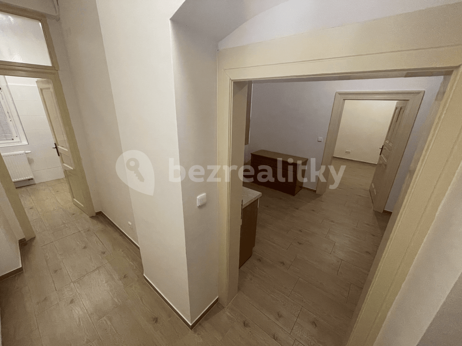 1 bedroom with open-plan kitchen flat to rent, 50 m², Husova, Plzeň, Plzeňský Region 1 bedroom with open-plan kitchen flat to rent, 50 m², Husova, Plzeň, Plzeňský Region