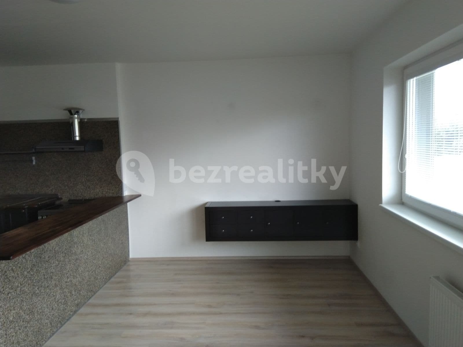 Studio flat to rent, 50 m², Tupolevova, Prague, Prague Studio flat to rent, 50 m², Tupolevova, Prague, Prague