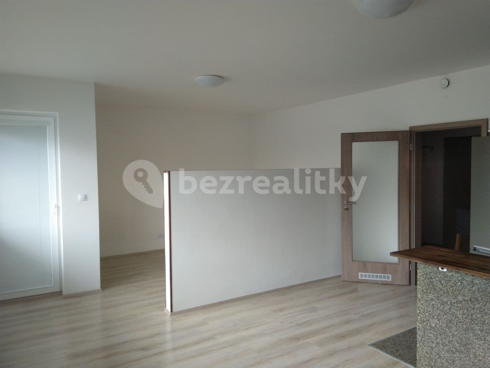 Studio flat to rent, 50 m², Tupolevova, Prague, Prague Studio flat to rent, 50 m², Tupolevova, Prague, Prague