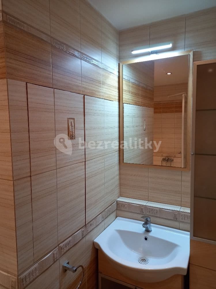 3 bedroom flat to rent, 90 m², Hekrova, Prague, Prague 3 bedroom flat to rent, 90 m², Hekrova, Prague, Prague