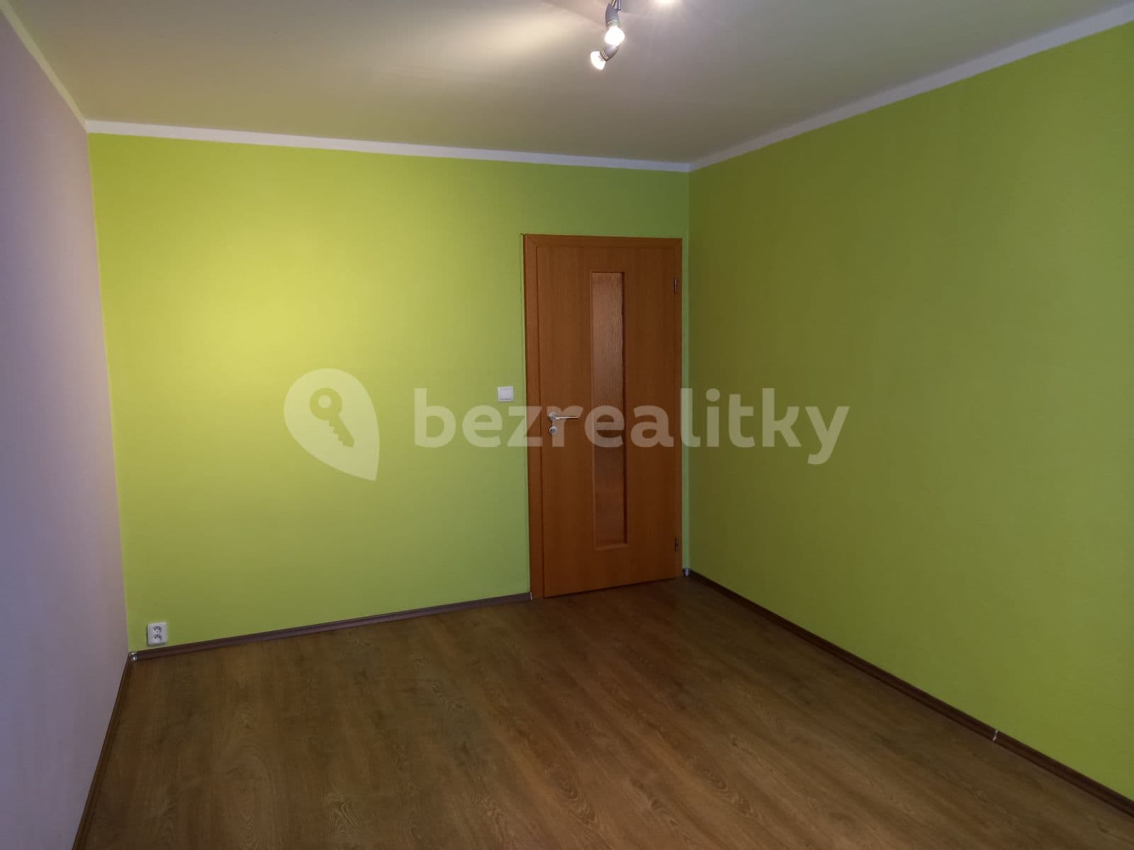 3 bedroom flat to rent, 90 m², Hekrova, Prague, Prague 3 bedroom flat to rent, 90 m², Hekrova, Prague, Prague