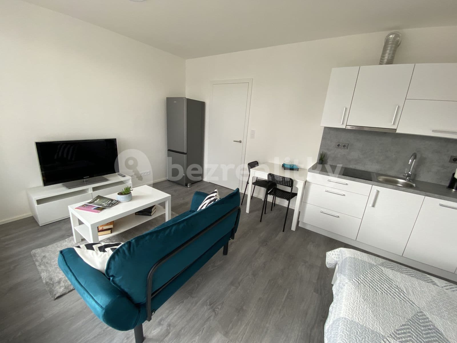 Studio flat to rent, 28 m², Ocelářská, Prague, Prague Studio flat to rent, 28 m², Ocelářská, Prague, Prague