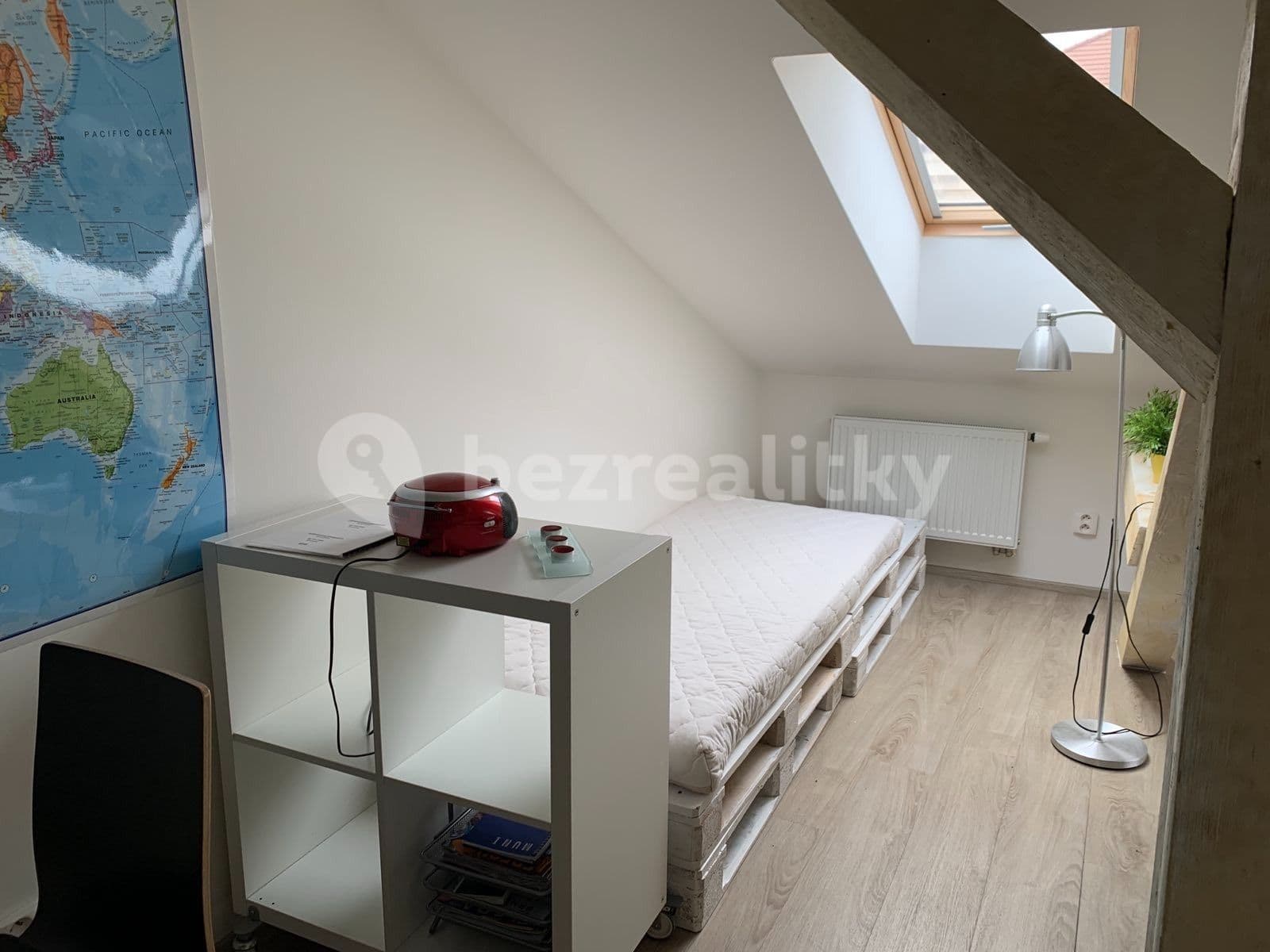 1 bedroom with open-plan kitchen flat to rent, 70 m², Opletalova, Brno, Jihomoravský Region