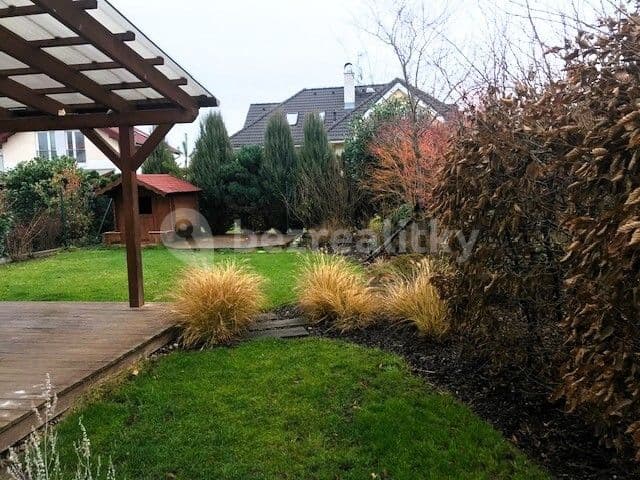 house to rent, 124 m², Sněženková, Brandýs nad Labem-Stará Boleslav, Středočeský Region house to rent, 124 m², Sněženková, Brandýs nad Labem-Stará Boleslav, Středočeský Region