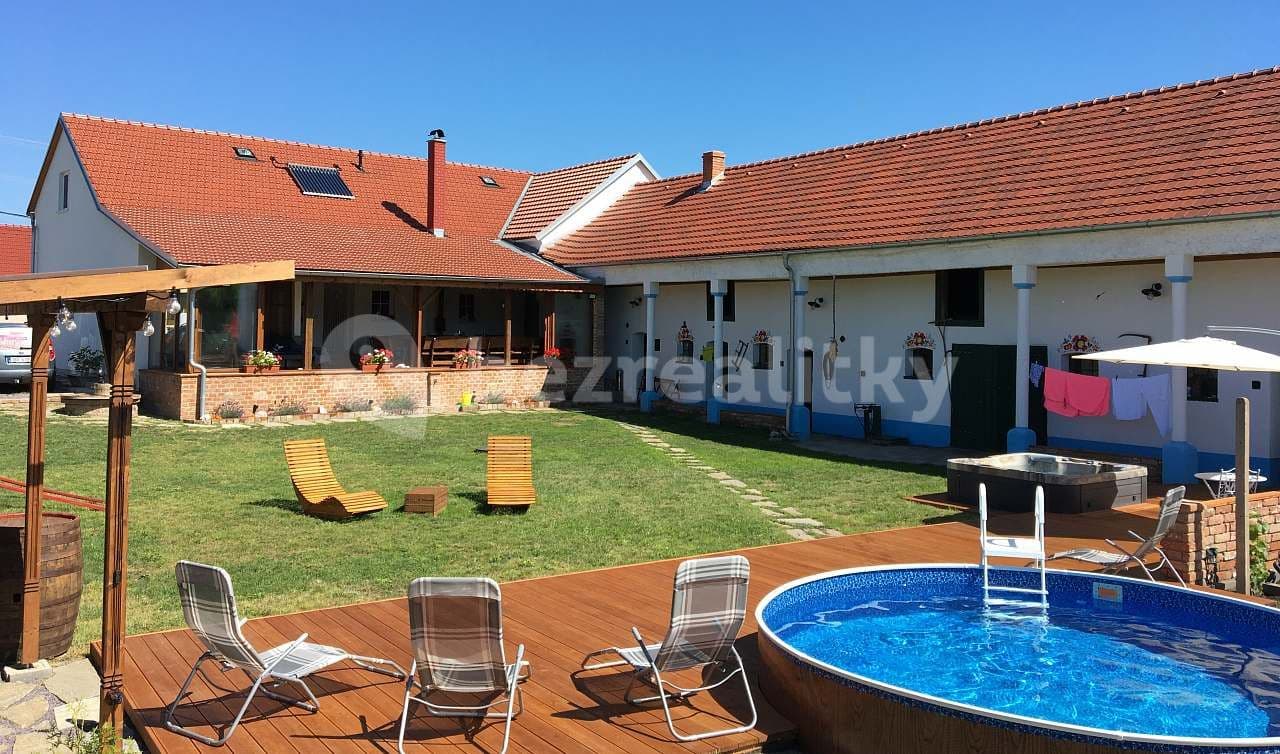 recreational property to rent, 0 m², Jevišovka, Jihomoravský Region recreational property to rent, 0 m², Jevišovka, Jihomoravský Region