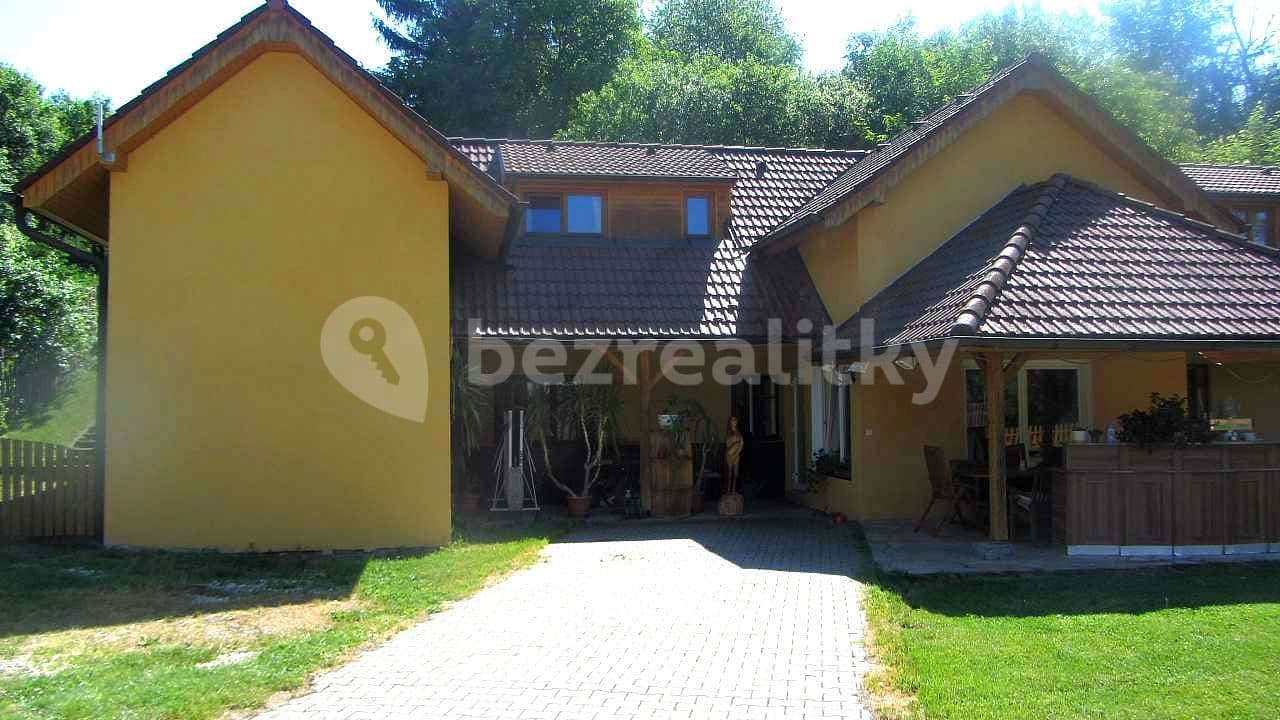 recreational property to rent, 0 m², Stupava, Zlínský Region recreational property to rent, 0 m², Stupava, Zlínský Region