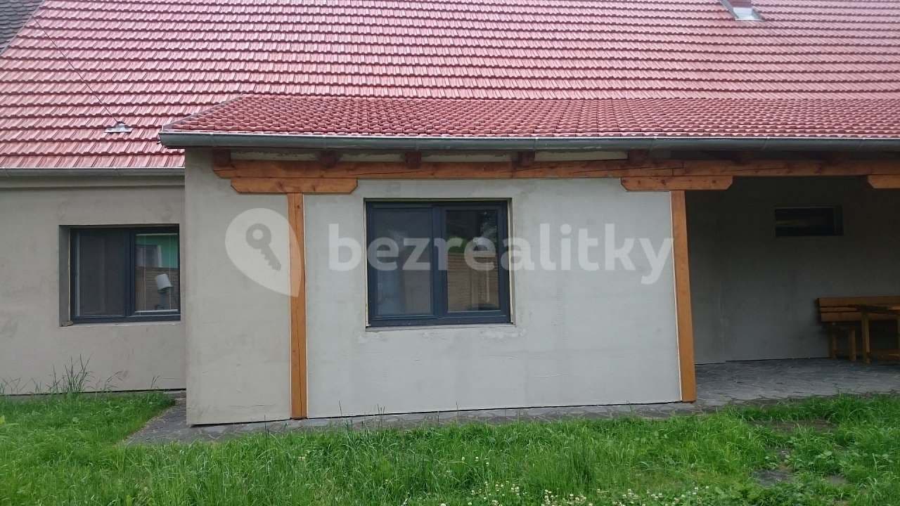 recreational property to rent, 0 m², Starý Petřín, Jihomoravský Region recreational property to rent, 0 m², Starý Petřín, Jihomoravský Region