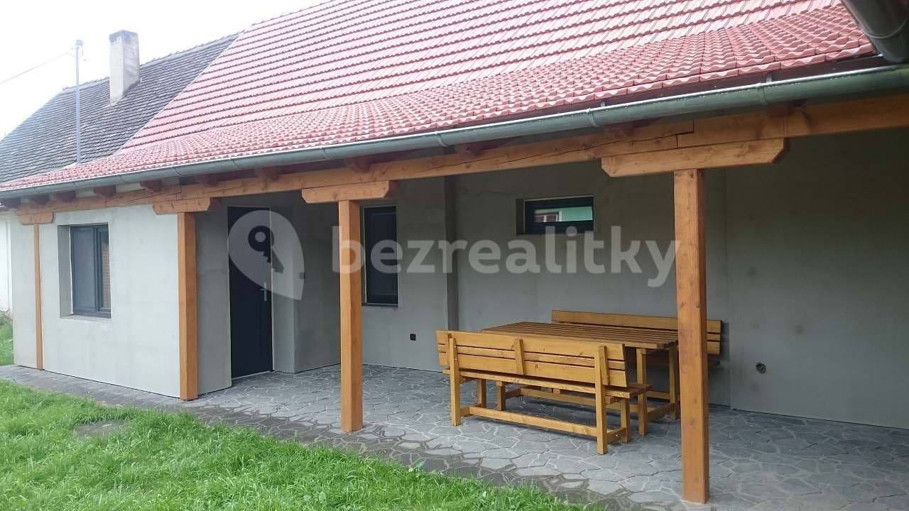 recreational property to rent, 0 m², Starý Petřín, Jihomoravský Region recreational property to rent, 0 m², Starý Petřín, Jihomoravský Region