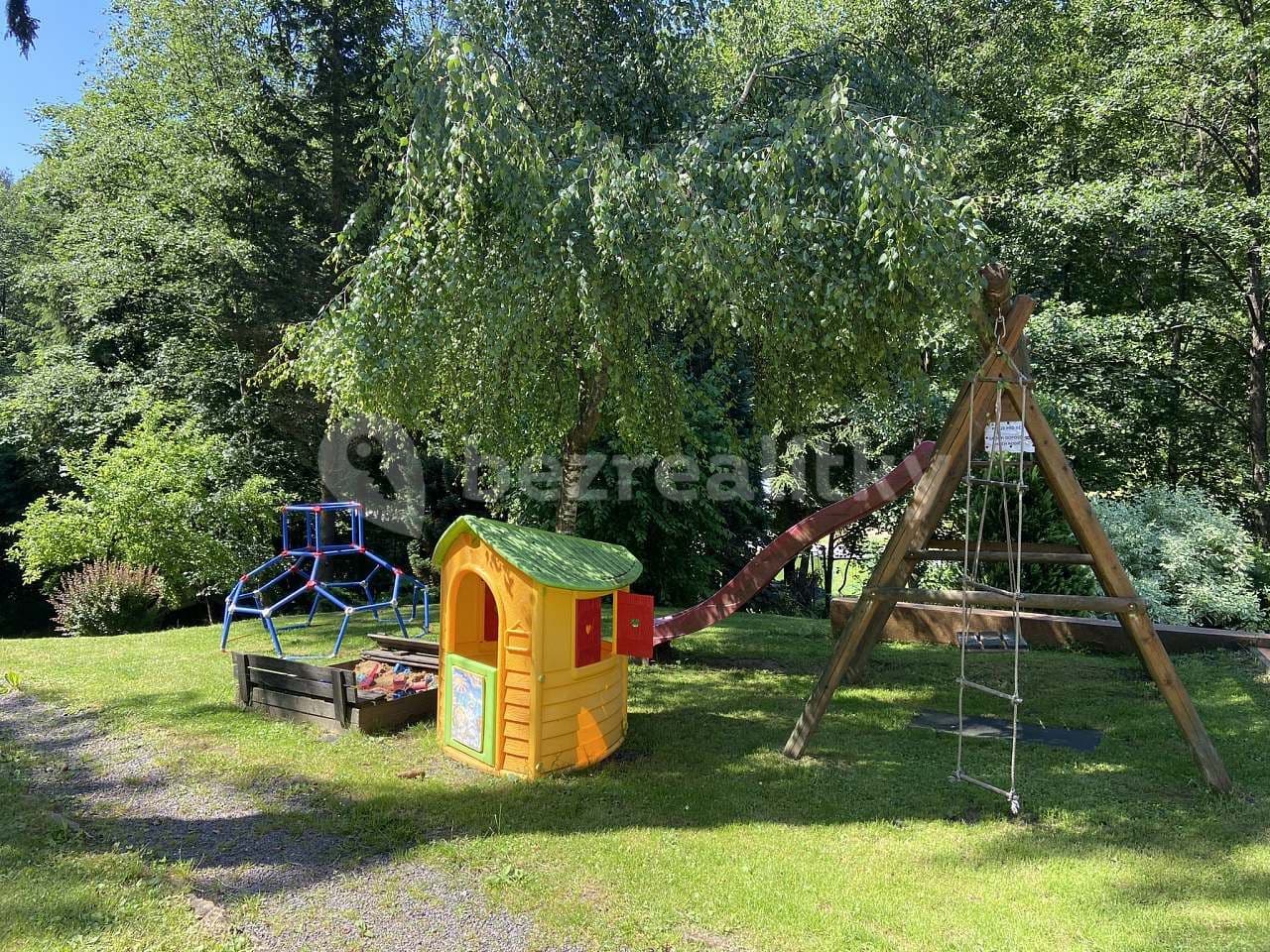 recreational property to rent, 0 m², Velké Karlovice, Zlínský Region recreational property to rent, 0 m², Velké Karlovice, Zlínský Region