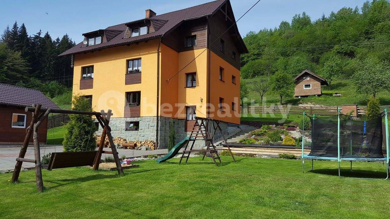 recreational property to rent, 0 m², Dolní Lomná, Moravskoslezský Region recreational property to rent, 0 m², Dolní Lomná, Moravskoslezský Region