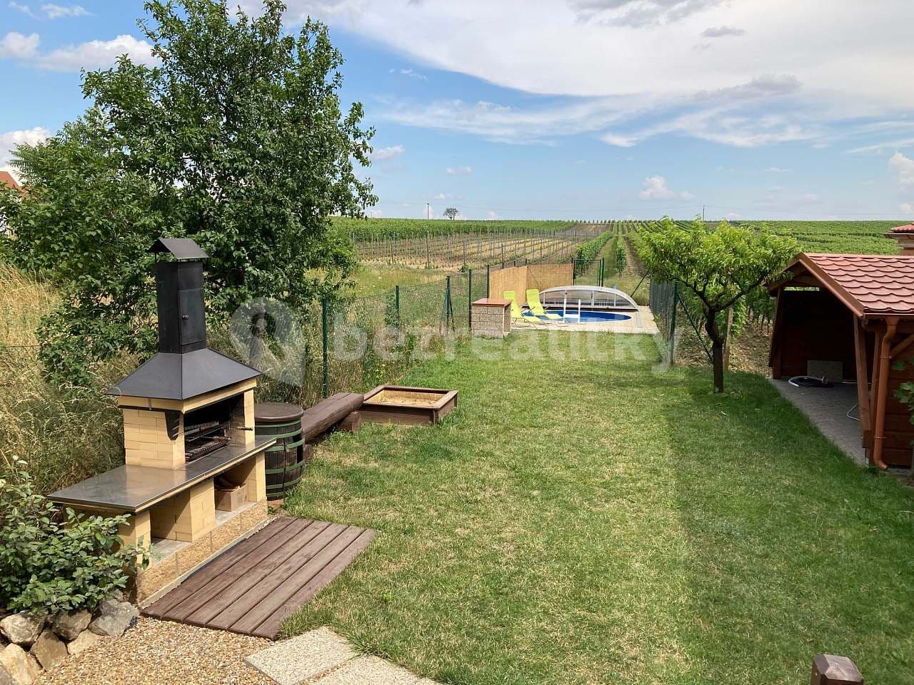 recreational property to rent, 0 m², Velké Bílovice, Jihomoravský Region recreational property to rent, 0 m², Velké Bílovice, Jihomoravský Region