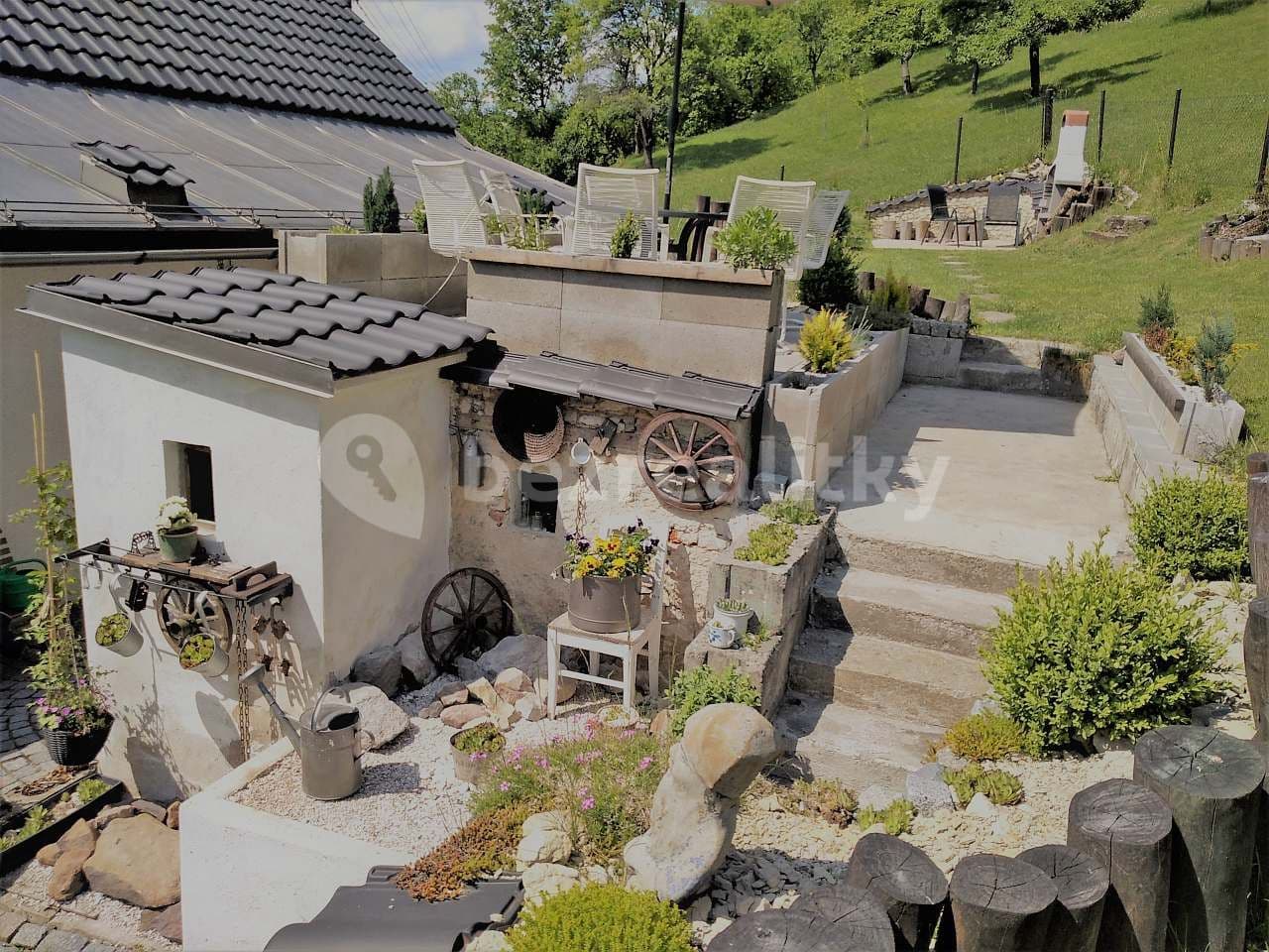 recreational property to rent, 0 m², Rovensko pod Troskami, Liberecký Region recreational property to rent, 0 m², Rovensko pod Troskami, Liberecký Region