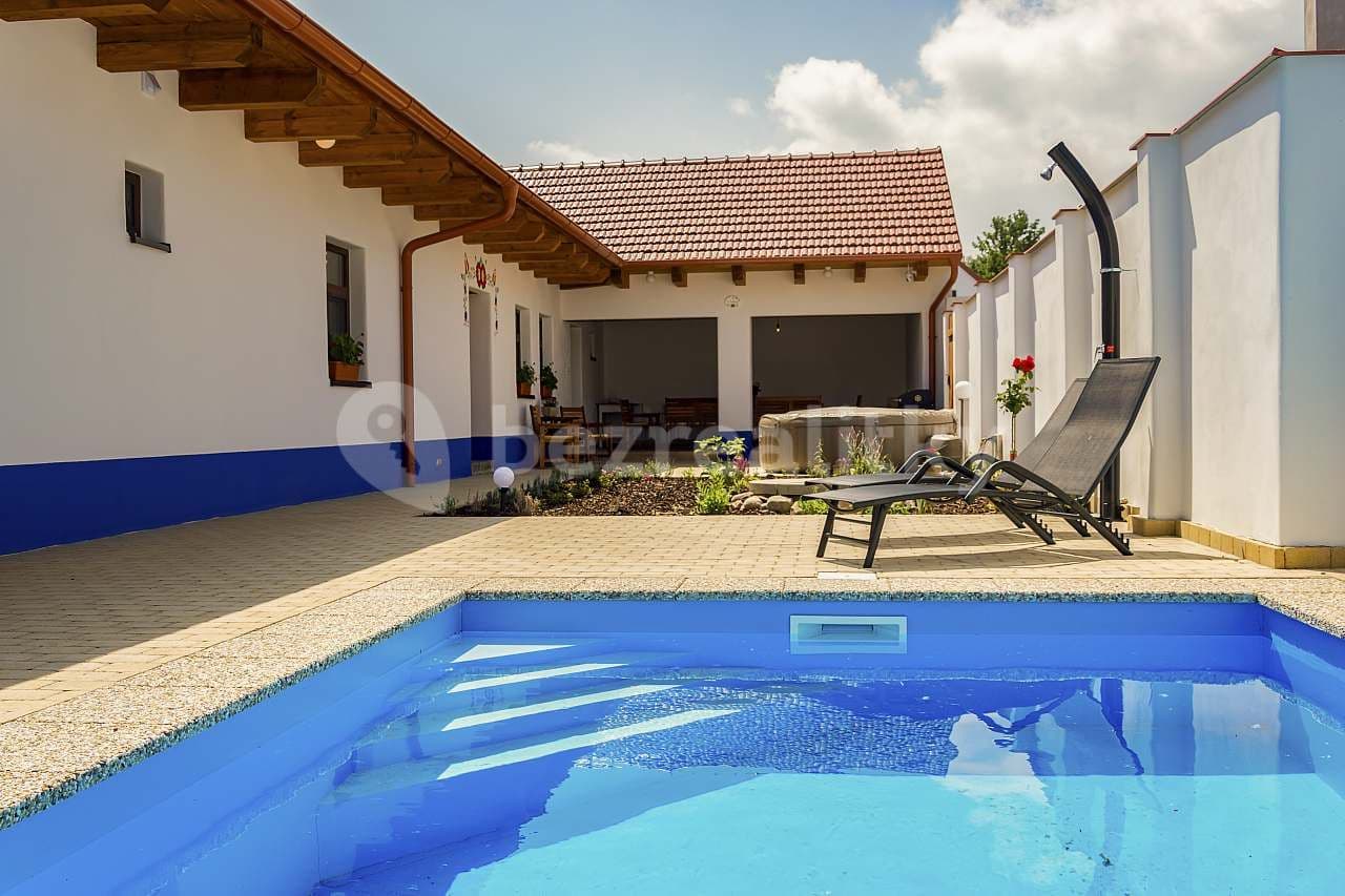 recreational property to rent, 0 m², Přítluky, Jihomoravský Region recreational property to rent, 0 m², Přítluky, Jihomoravský Region