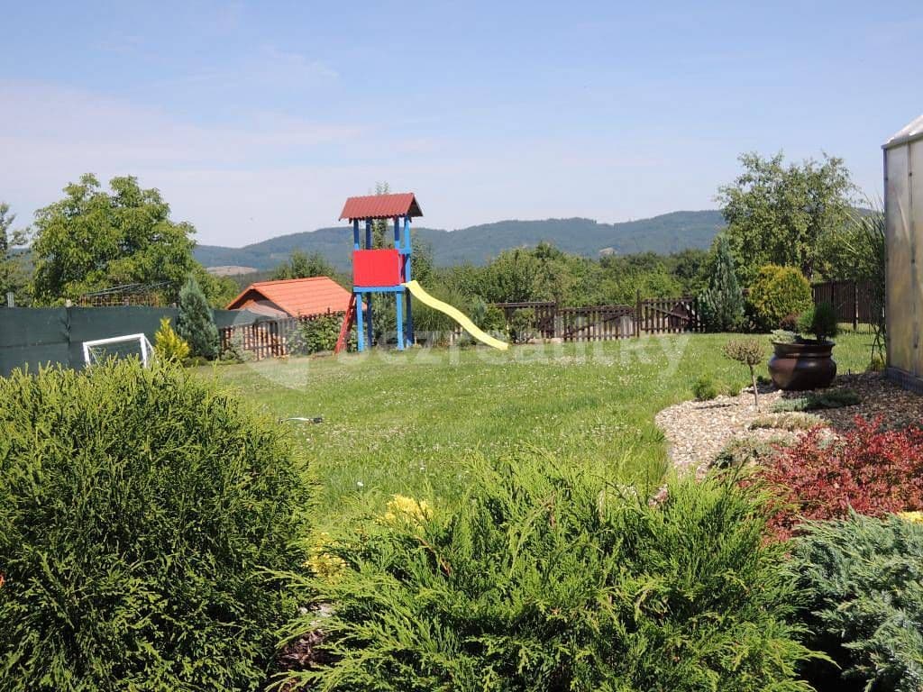 recreational property to rent, 0 m², Haluzice, Zlínský Region recreational property to rent, 0 m², Haluzice, Zlínský Region