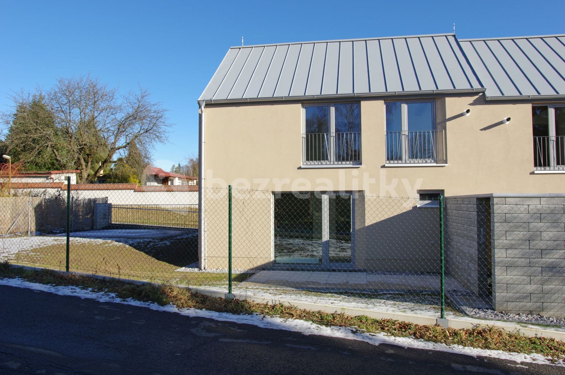 house to rent, 93 m², Spádová, Kamenice, Středočeský Region house to rent, 93 m², Spádová, Kamenice, Středočeský Region