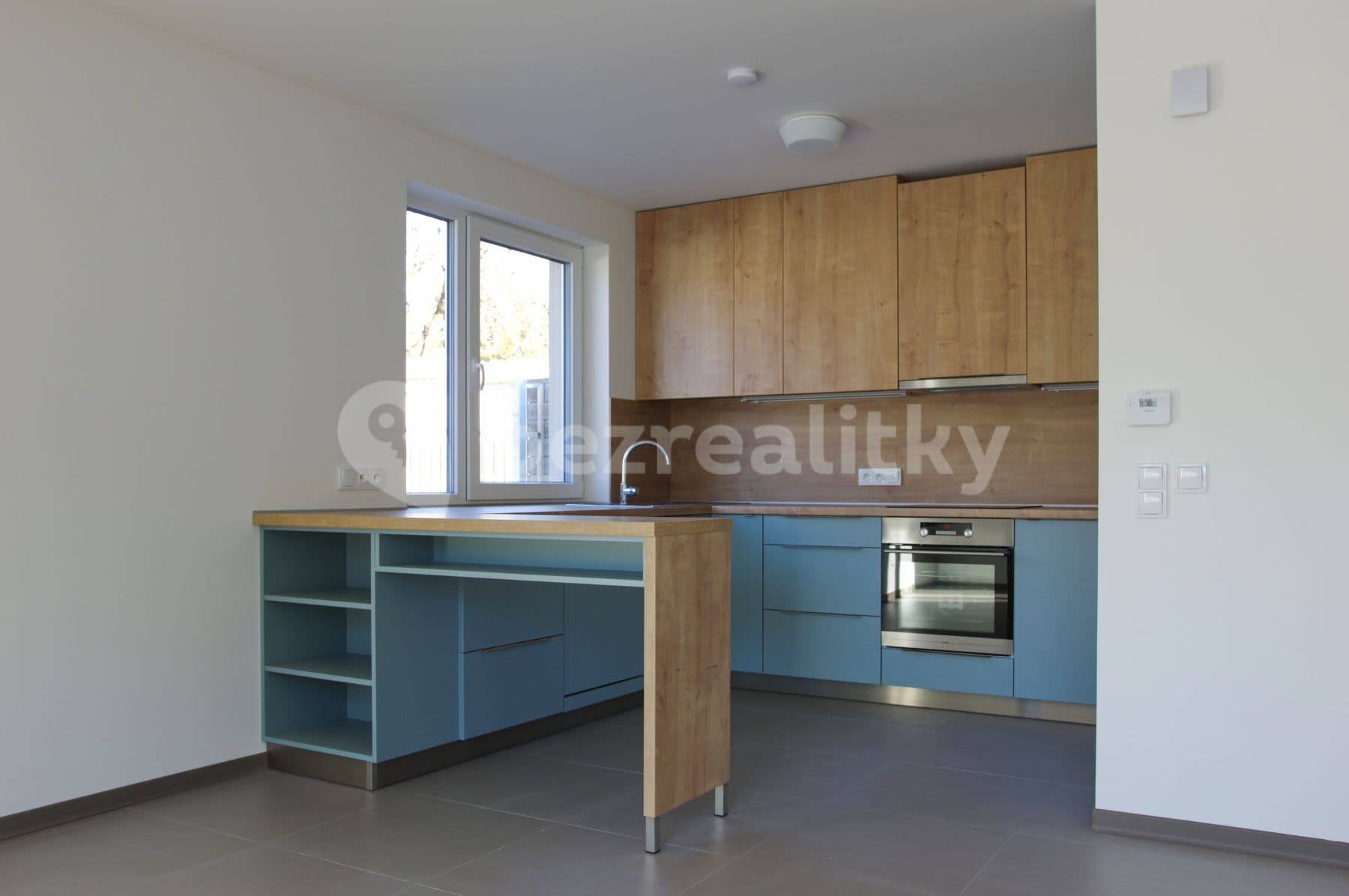 house to rent, 93 m², Spádová, Kamenice, Středočeský Region house to rent, 93 m², Spádová, Kamenice, Středočeský Region