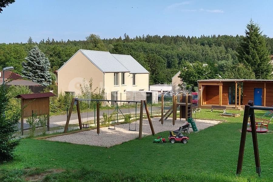 house to rent, 93 m², Spádová, Kamenice, Středočeský Region house to rent, 93 m², Spádová, Kamenice, Středočeský Region