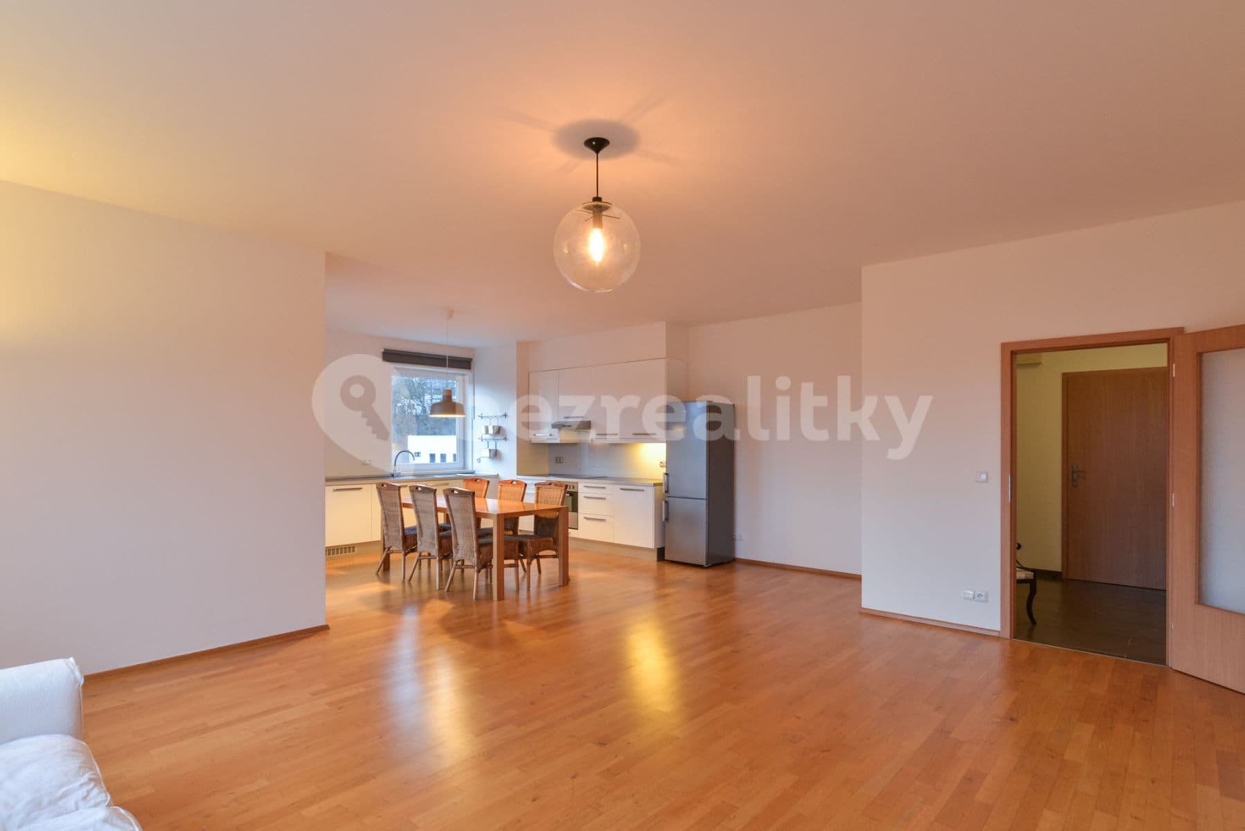 1 bedroom with open-plan kitchen flat to rent, 87 m², Kudrnova, Prague, Prague 1 bedroom with open-plan kitchen flat to rent, 87 m², Kudrnova, Prague, Prague