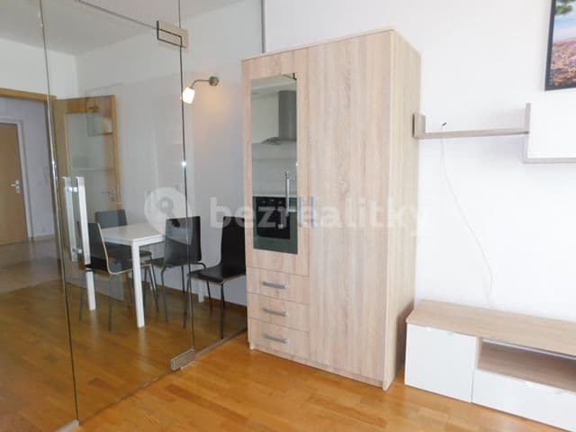 1 bedroom with open-plan kitchen flat to rent, 69 m², Kakosova, Prague, Prague 1 bedroom with open-plan kitchen flat to rent, 69 m², Kakosova, Prague, Prague