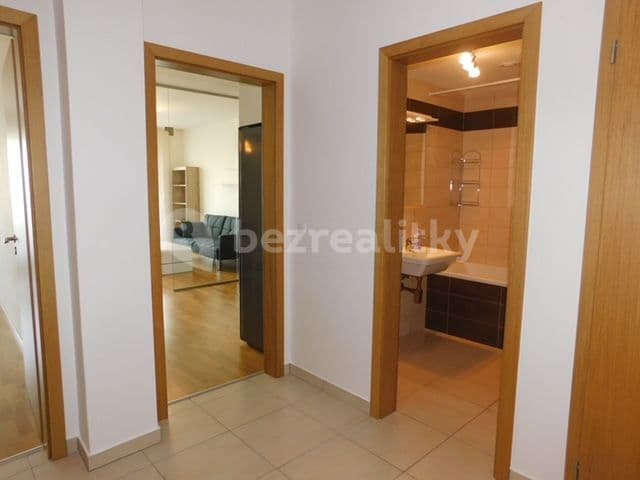 1 bedroom with open-plan kitchen flat to rent, 69 m², Kakosova, Prague, Prague 1 bedroom with open-plan kitchen flat to rent, 69 m², Kakosova, Prague, Prague