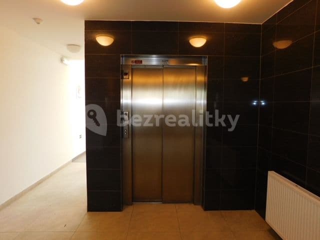 1 bedroom with open-plan kitchen flat to rent, 69 m², Kakosova, Prague, Prague 1 bedroom with open-plan kitchen flat to rent, 69 m², Kakosova, Prague, Prague