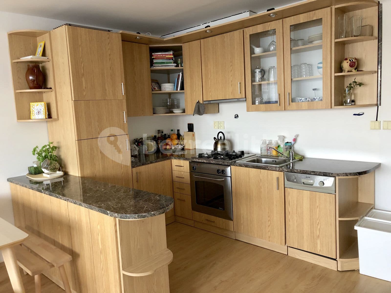 2 bedroom with open-plan kitchen flat to rent, 78 m², Chalabalova, Prague, Prague 2 bedroom with open-plan kitchen flat to rent, 78 m², Chalabalova, Prague, Prague
