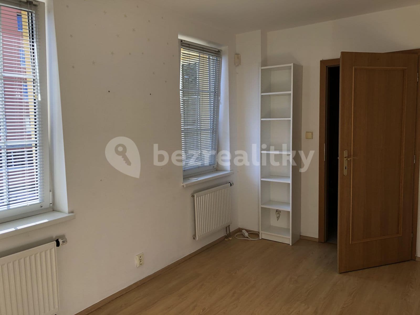 2 bedroom with open-plan kitchen flat to rent, 78 m², Chalabalova, Prague, Prague 2 bedroom with open-plan kitchen flat to rent, 78 m², Chalabalova, Prague, Prague