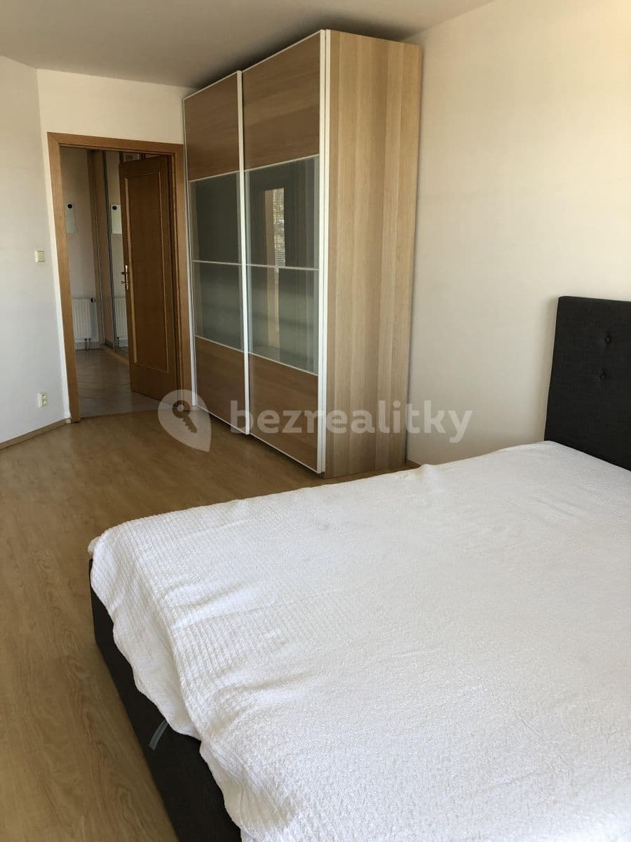 2 bedroom with open-plan kitchen flat to rent, 78 m², Chalabalova, Prague, Prague 2 bedroom with open-plan kitchen flat to rent, 78 m², Chalabalova, Prague, Prague