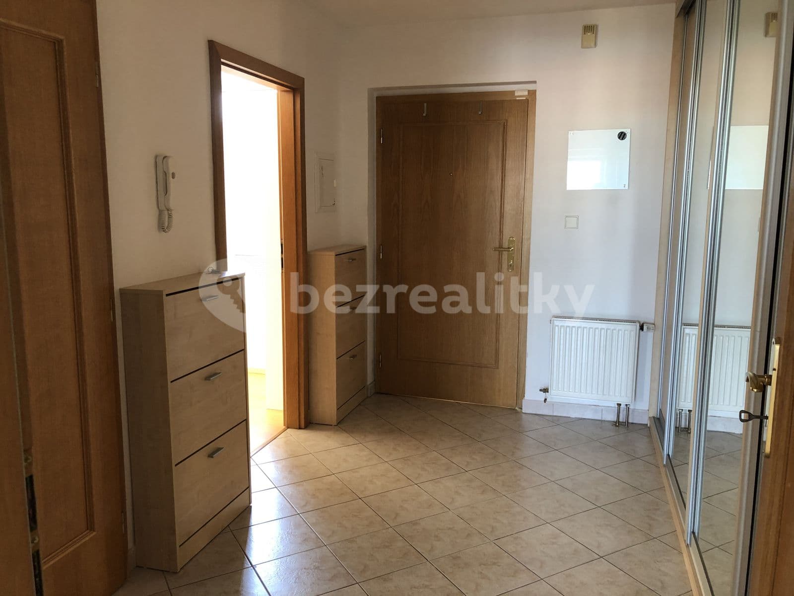 2 bedroom with open-plan kitchen flat to rent, 78 m², Chalabalova, Prague, Prague 2 bedroom with open-plan kitchen flat to rent, 78 m², Chalabalova, Prague, Prague