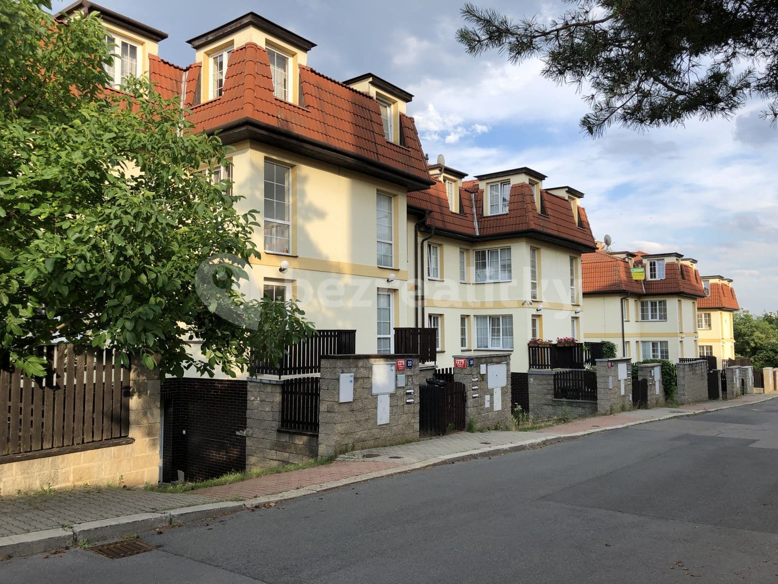 2 bedroom with open-plan kitchen flat to rent, 78 m², Chalabalova, Prague, Prague 2 bedroom with open-plan kitchen flat to rent, 78 m², Chalabalova, Prague, Prague