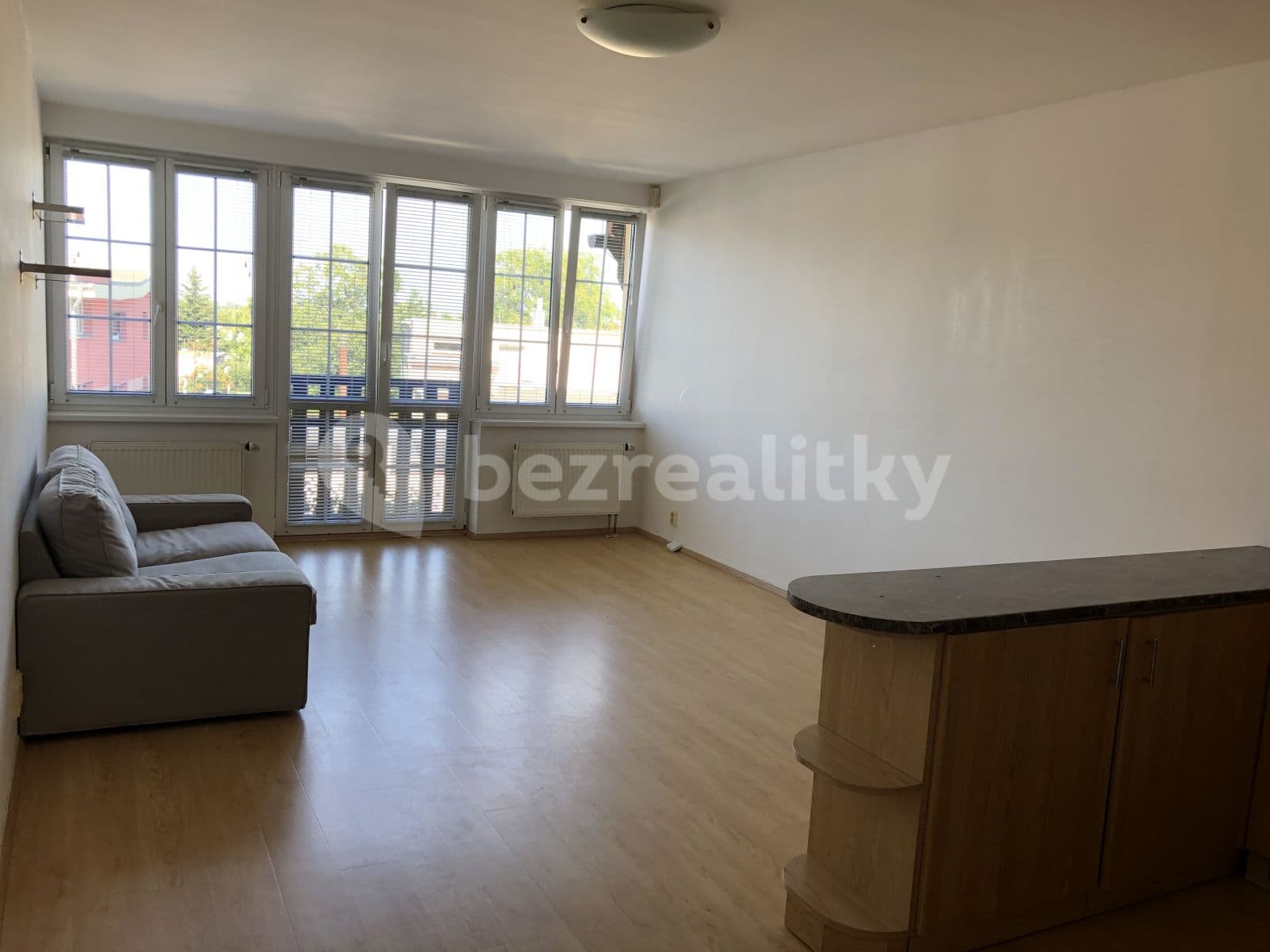 2 bedroom with open-plan kitchen flat to rent, 78 m², Chalabalova, Prague, Prague 2 bedroom with open-plan kitchen flat to rent, 78 m², Chalabalova, Prague, Prague