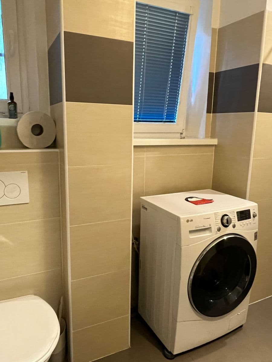 Studio flat to rent, 25 m², Na Dolinách, Prague, Prague Studio flat to rent, 25 m², Na Dolinách, Prague, Prague