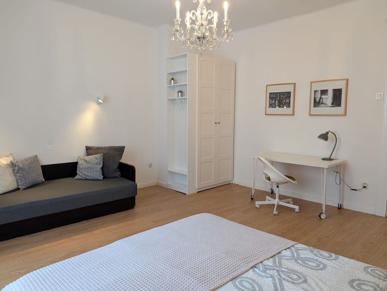 1 bedroom with open-plan kitchen flat to rent, 50 m², Jaurisova, Prague, Prague 1 bedroom with open-plan kitchen flat to rent, 50 m², Jaurisova, Prague, Prague