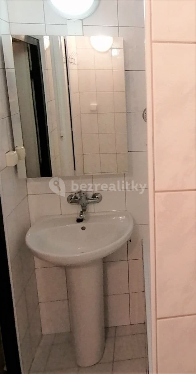 2 bedroom flat to rent, 63 m², Pařížská, Kladno, Středočeský Region 2 bedroom flat to rent, 63 m², Pařížská, Kladno, Středočeský Region