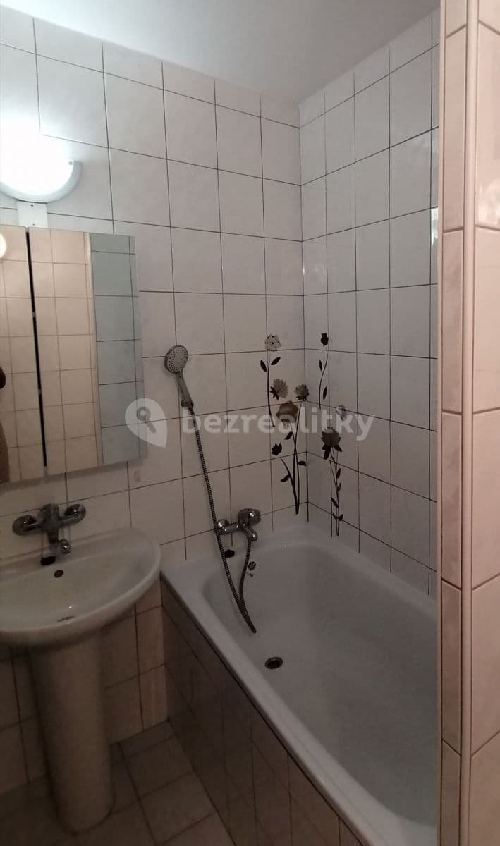 2 bedroom flat to rent, 63 m², Pařížská, Kladno, Středočeský Region 2 bedroom flat to rent, 63 m², Pařížská, Kladno, Středočeský Region