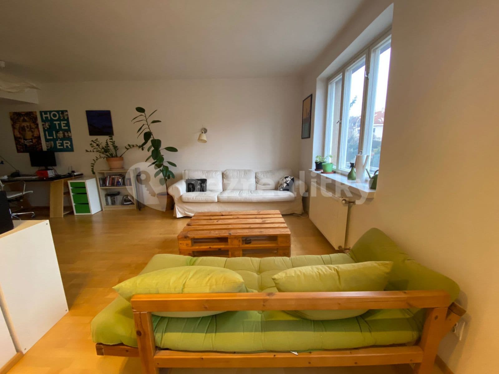 1 bedroom with open-plan kitchen flat to rent, 63 m², U Druhé baterie, Prague, Prague 1 bedroom with open-plan kitchen flat to rent, 63 m², U Druhé baterie, Prague, Prague