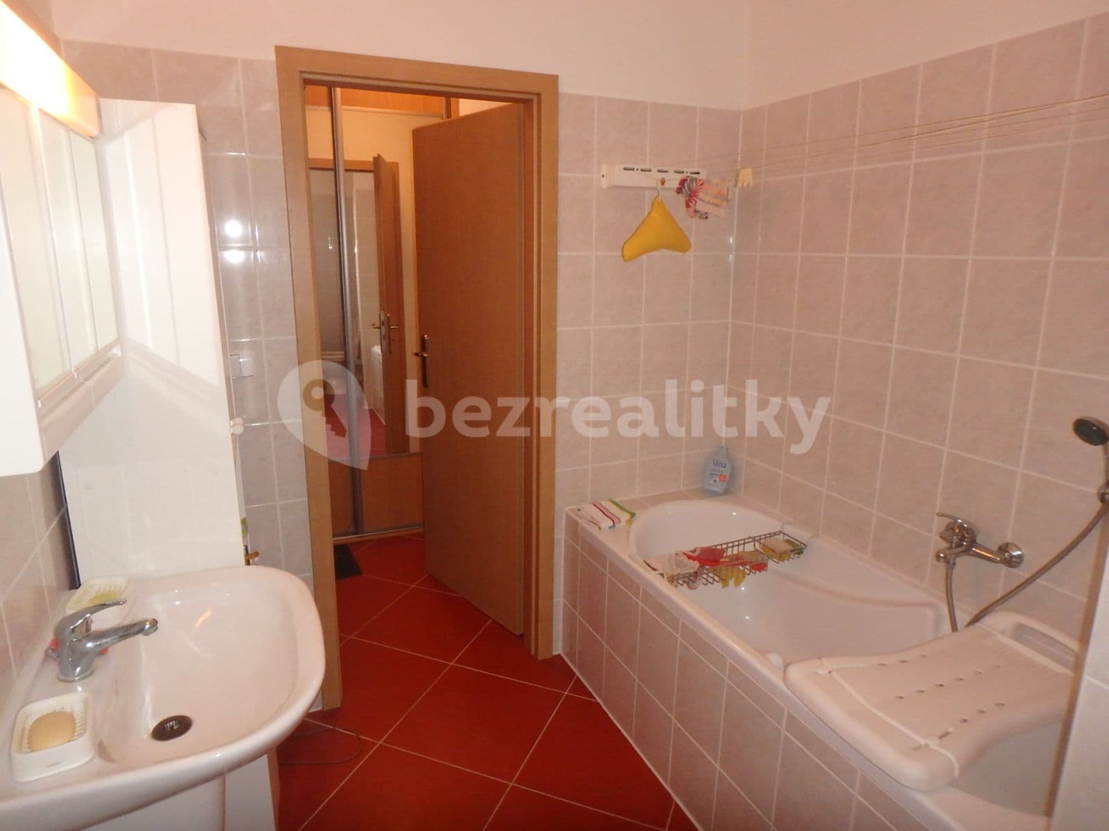 1 bedroom with open-plan kitchen flat to rent, 43 m², U Nemocnice, Jilemnice, Liberecký Region 1 bedroom with open-plan kitchen flat to rent, 43 m², U Nemocnice, Jilemnice, Liberecký Region