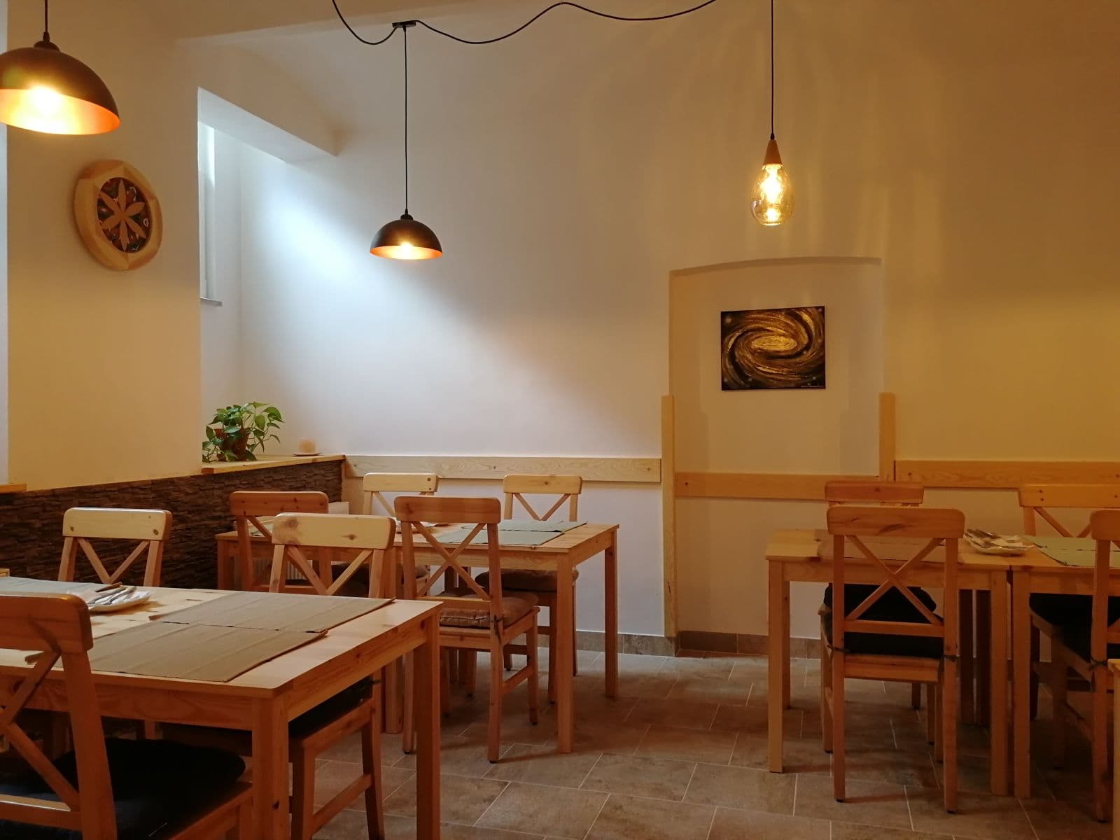 non-residential property to rent, 108 m², Bělehradská, Karlovy Vary, Karlovarský Region non-residential property to rent, 108 m², Bělehradská, Karlovy Vary, Karlovarský Region