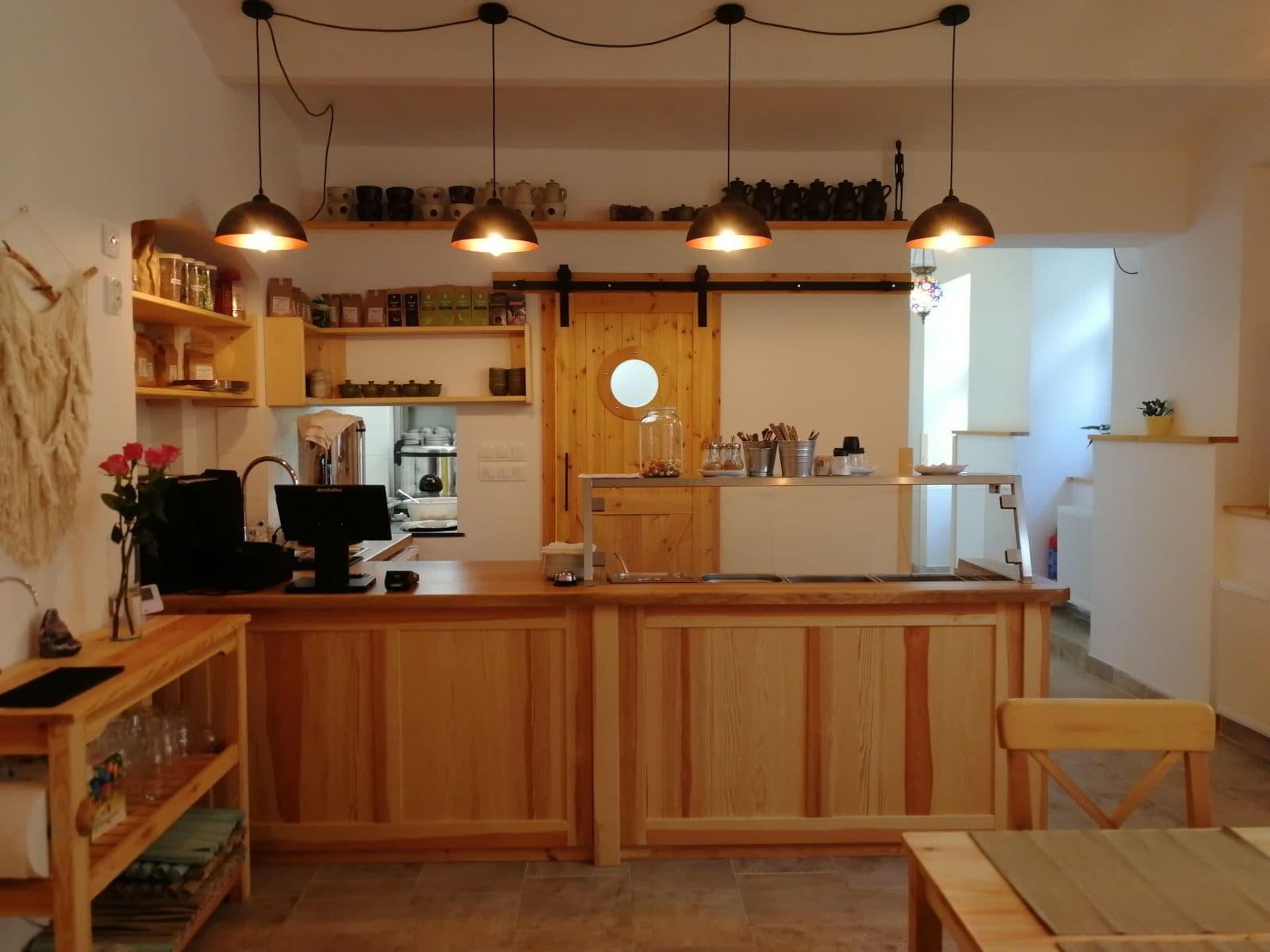 non-residential property to rent, 108 m², Bělehradská, Karlovy Vary, Karlovarský Region non-residential property to rent, 108 m², Bělehradská, Karlovy Vary, Karlovarský Region