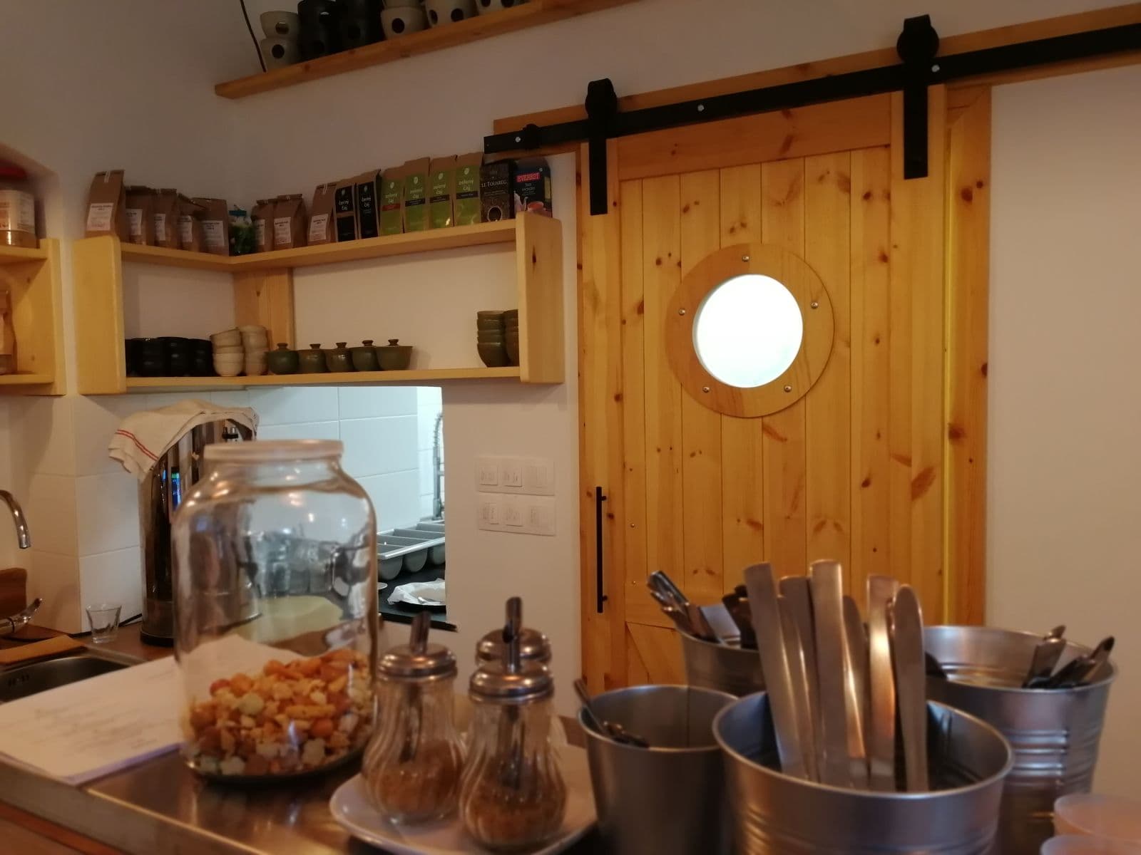 non-residential property to rent, 108 m², Bělehradská, Karlovy Vary, Karlovarský Region non-residential property to rent, 108 m², Bělehradská, Karlovy Vary, Karlovarský Region