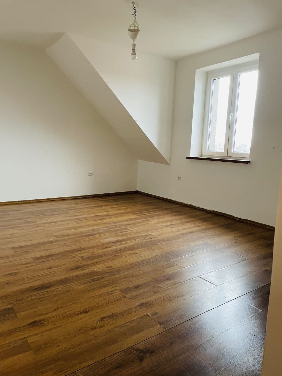 Small studio flat to rent, 25 m², 28. října, Ostrava, Moravskoslezský Region Small studio flat to rent, 25 m², 28. října, Ostrava, Moravskoslezský Region