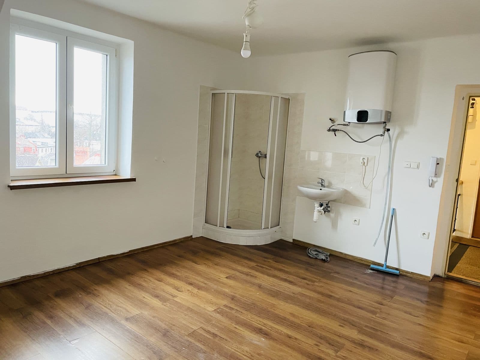 Small studio flat to rent, 25 m², 28. října, Ostrava, Moravskoslezský Region Small studio flat to rent, 25 m², 28. října, Ostrava, Moravskoslezský Region